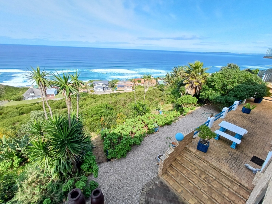 5 Bedroom Property for Sale in Dana Bay Western Cape